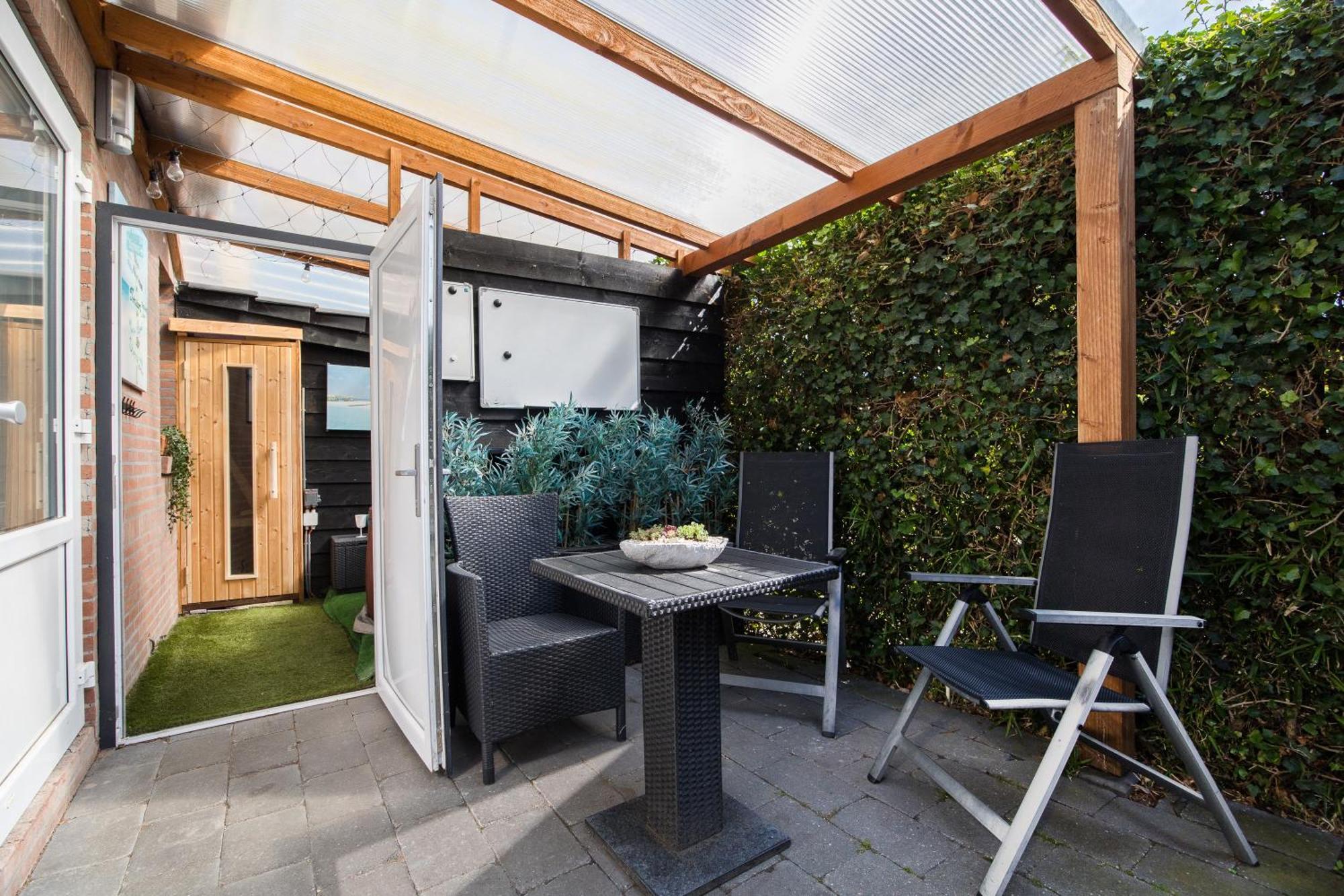 Luxe Wellness Apartment Apeldoorn With Jacuzzi And Sauna Exterior photo