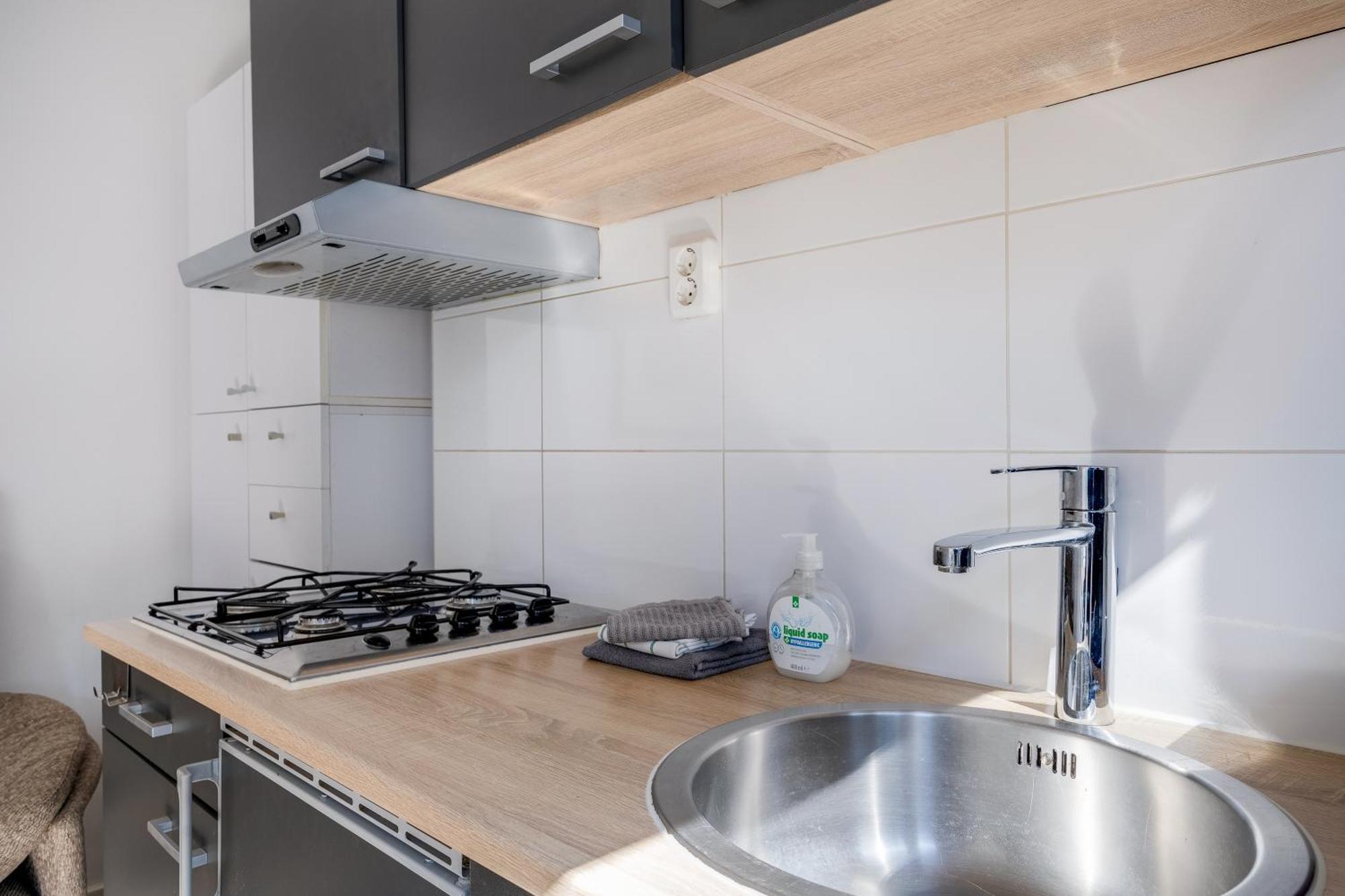 Luxe Wellness Apartment Apeldoorn With Jacuzzi And Sauna Exterior photo